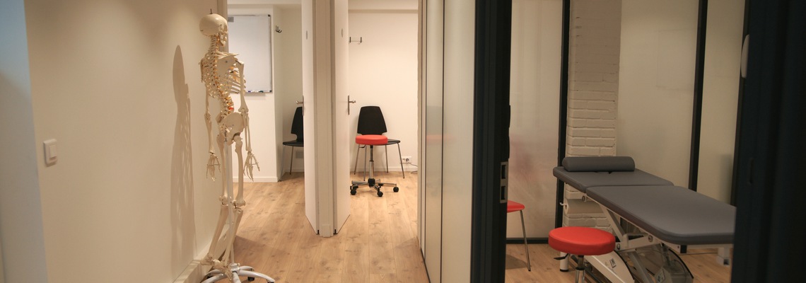 Photo des salles du bas et couloir